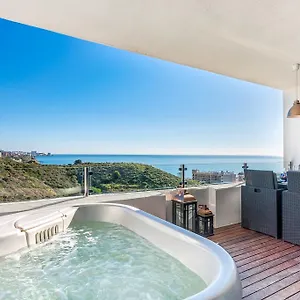 Carvajal Luxury - Free Parking Fuengirola